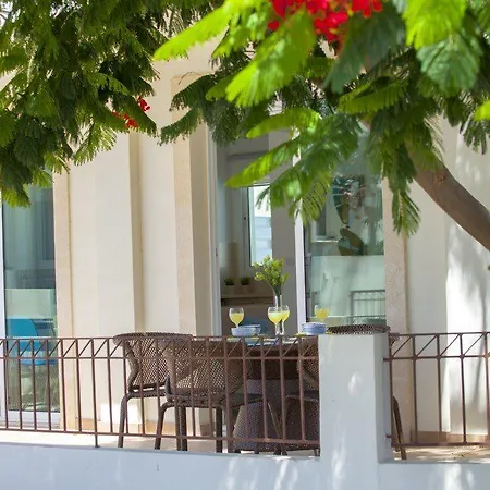 Renting This Villa Minutes From Kalamies Beach Protaras Villa 44 פרוטאראס