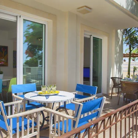 Renting This Villa Minutes From Kalamies Beach Protaras Villa 44 וילה *