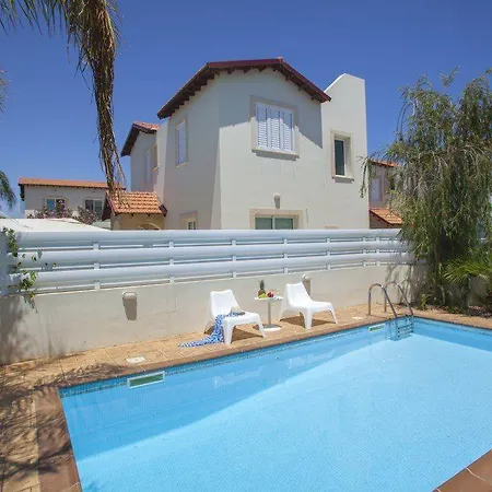 Renting This Villa Minutes From Kalamies Beach Protaras Villa 44 Villa *