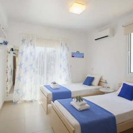 Renting This Villa Minutes From Kalamies Beach Protaras Villa 44 Villa Protaras
